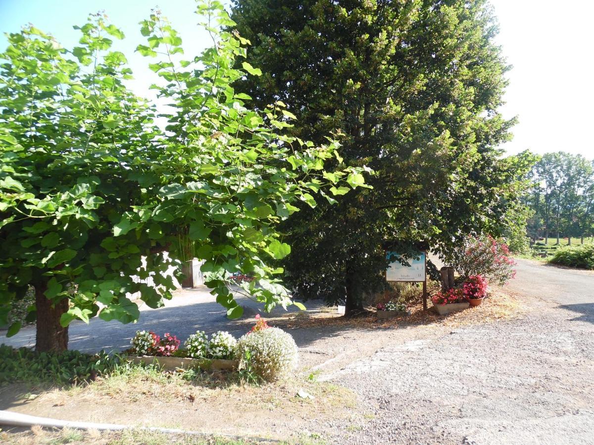 Le Pont De Livinhac Otel Decazeville Dış mekan fotoğraf